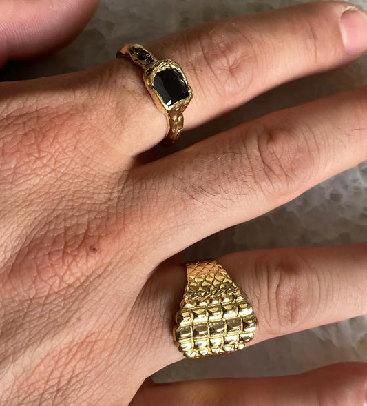 Anillo magma cristal