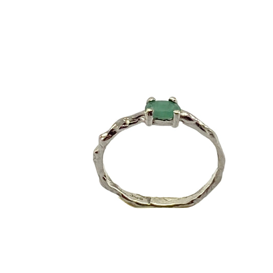 Anillo magma Esmeralda
