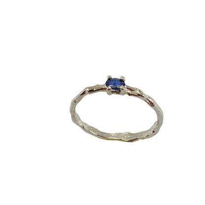 Anillo magma Zafiro